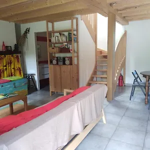 Holiday home Gite De La Vieille Cour, Saint-Just (Ille-et-Vilaine)